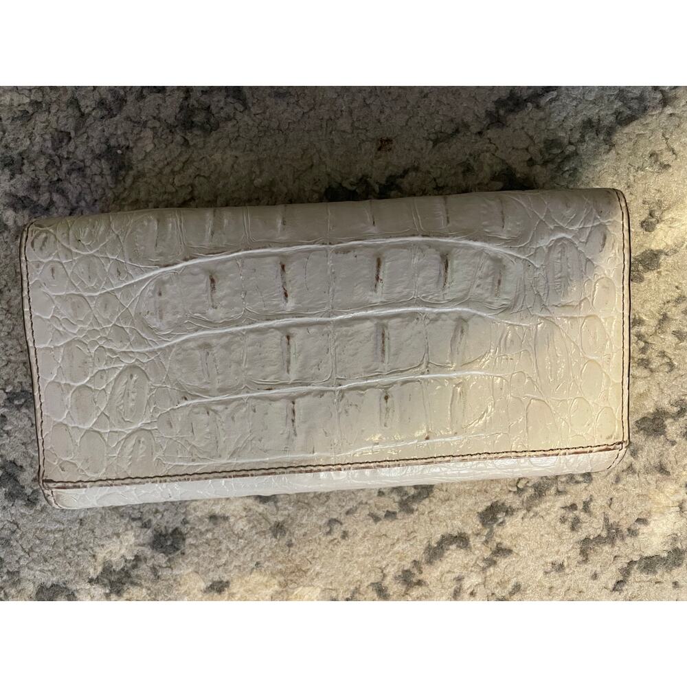 Kate Spade Cream Croc Embossed Wallet Blush Interior Gold Hardware - Picture 2 of 3